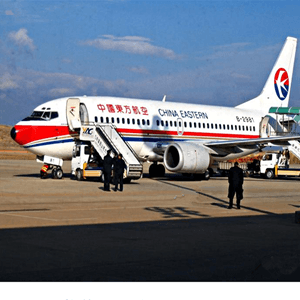 贡嘎机场快递航空快运业稳步发展的原因是什么？